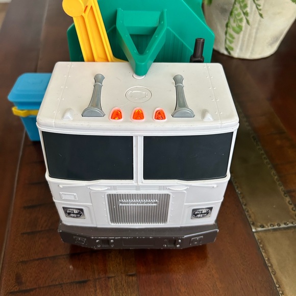 Toy recycle truck - Picture 2 of 5